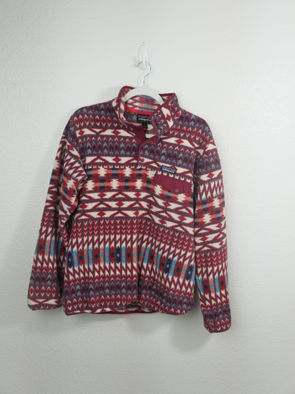 Patagonia Womens Synchilla Snap-T Fleece Pullover Kuta Klash Dark Currant Medium